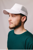 Мужская Белая кепка с сеточкой на лето