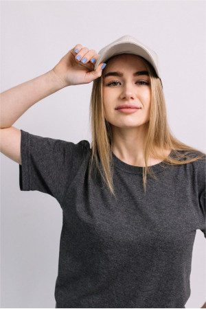 Женская Светлая Молочная бейсболка на лето