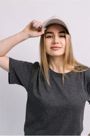 Женская Светлая Молочная бейсболка на лето