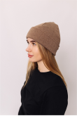 Женская шапка зимняя трикотажная с отворотом Мокко