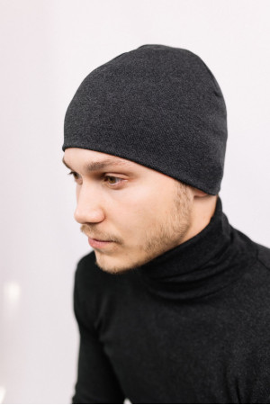 Мужская зимняя шапка Темно-серая прямая короткая