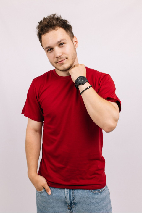 Мужская футболка Бордового цвета базовая хлопок