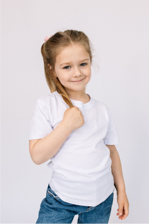 Детская Белая футболка 100% натуральная базовая без принта для девочки