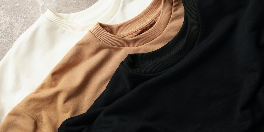 Что такое свитшот и с чем его носить