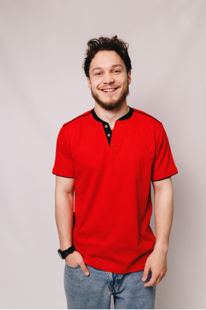 Мужская Красная футболка на пуговицах